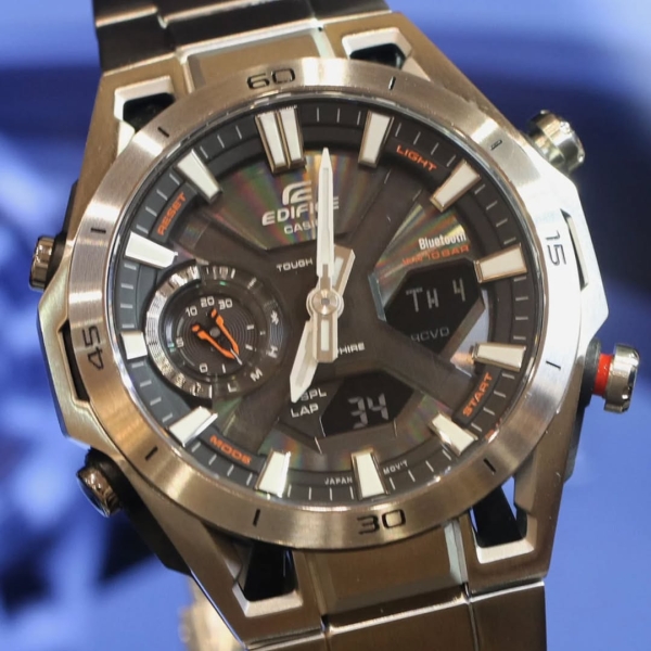 Casio випустила серію годинників Edifice Sospensione, виконаних у стилі Формули-1