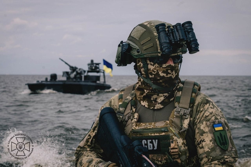 СБУ показала нове покоління морських дронів Sea Baby: тепер із кулеметом і РСЗВ (відео)