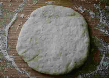 Повне розчарування: чому випічка стає твердою і як цього можна уникнути