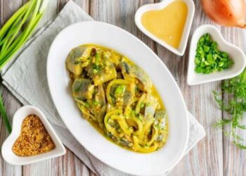 Эта рыбка никого не оставит равнодушным: особый маринад для селедки (РЕЦЕПТ)