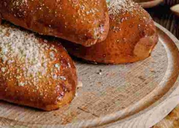 Крохмаль, борошно чи желе: чим найкраще загущувати начинку для пиріжків