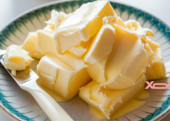 Как отличить настоящее масло от подделки: зачем брать в магазин фонарик