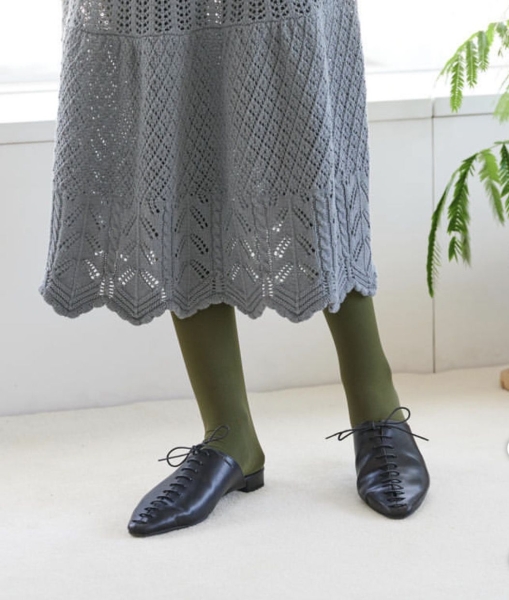 Колготки якого кольору носити цієї осені: гід актуальними відтінками