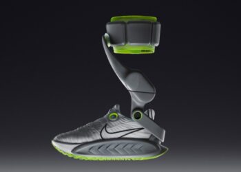 Кросівки майбутнього: Nike показала перше взуття з електроприводом