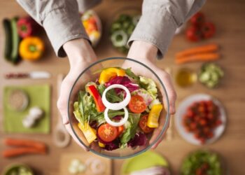 “Модные” суперфуды можно заменить дешевыми аналогами: как хорошо есть без ущерба для кошелька