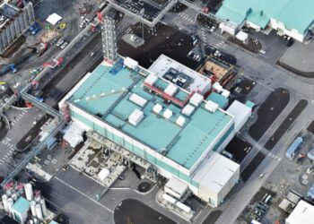 Найбільший у світі завод з переробки ядерних відходів перетворює їх на скло