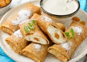 Нежнейшее блюдо с осенним шармом: нереально вкусные и ароматные блины (РЕЦЕПТ)