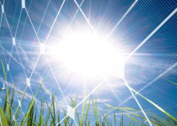 Органічний напівпровідник революційно змінює сонячні елементи: “Ефективність збирання заряду, близька до одиниці”