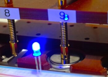 Прототип магнієвого акумулятора працює за звичайних умов: вчені подолали високотемпературні обмеження