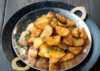 Секреты самого хрустящего жареного картофеля: обязательно “возьмите на карандаш”