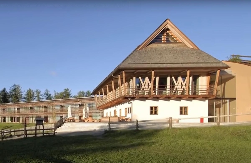 Спогади на все життя: названо 8 "епічних" готелів, де варто переночувати (фото)