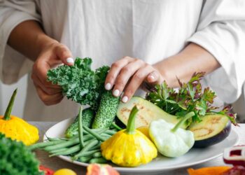 Всемирный день вегетерианства: 7 лайфхаков от эксперта, чтобы есть роскошно без мяса