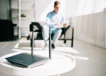 Wi-Fi навчився “бачити”: ШІ перетворює радіосигнали на точні зображення кімнати