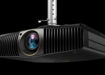 Професійний 4K-проектор для квест-кімнат, симуляторів і тематичних інсталяцій від BenQ представлений у Європі