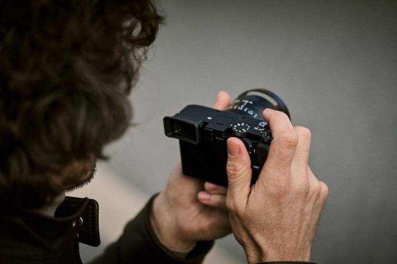 61 мегапіксель у кишені: нова повнокадрова Sony RX1R III вже в Україні