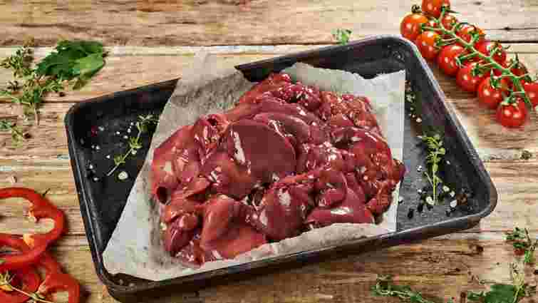 Є простіший спосіб: як помʼякшити текстуру печінки, не використовуючи молоко