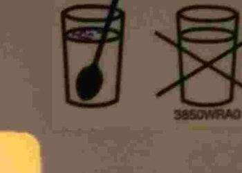 Незрозуміла наліпка з ложкою на мікрохвильовці: що вона означає