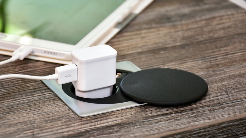 Підроблені зарядні пристрої — як розрізнити без спецприладів