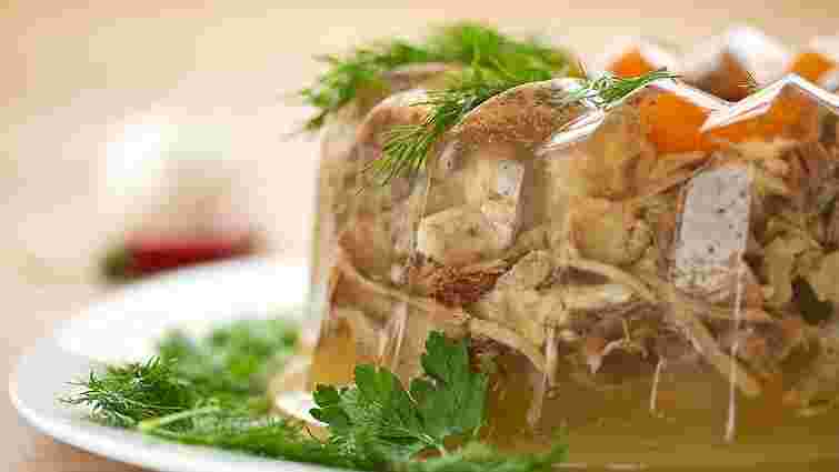 Густий, наваристий, прозорий: які 4 помилки заважають вам приготувати ідеальний холодець