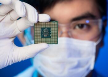 Аналогові комп’ютери на RRAM: Китай здійснив прорив у новому типі обчислень