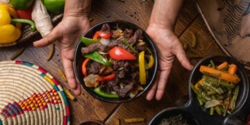 Даже если очень хочется: в этой стране нельзя облизывать пальцы