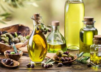 Доверяйте своему носу: как понять, что оливковое масло испортилось