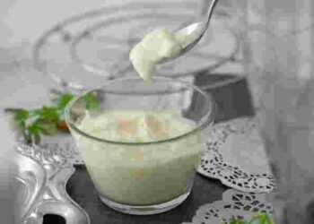 Є корисні і смачні альтернативи: чим замінити майонез у салатах