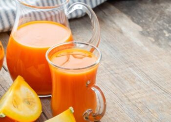 Эта заготовка стоит копейки: яркий сок, который заменит зимой все газировки (РЕЦЕПТ)