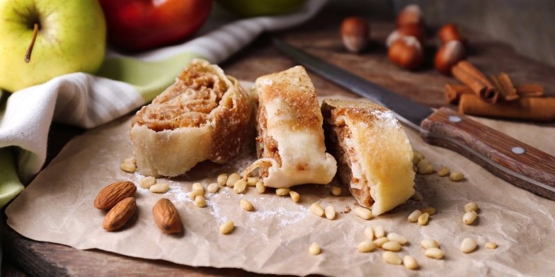 Проще не бывает! 8 сладких рецептов из яблок, которые вы приготовите за считанные минуты и сядете пить чай
