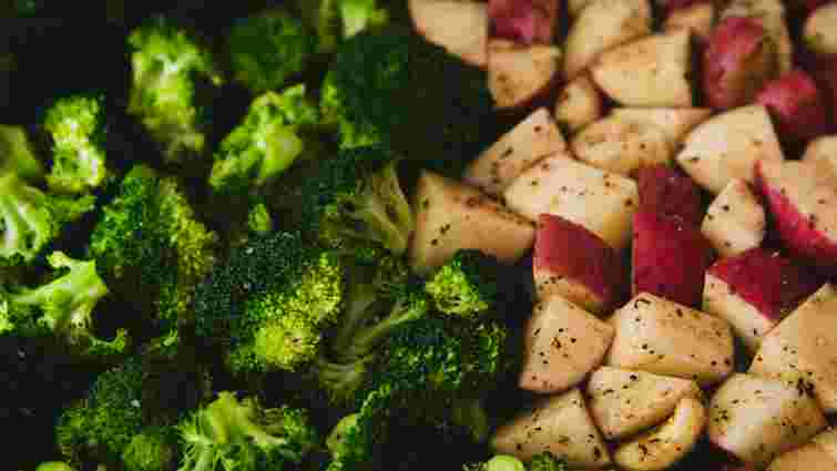 Є лише дві причини: чому у вас овочі запеклися без апетитної скоринки