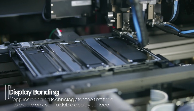 За міцність Galaxy Z TriFold можна не турбуватися: Samsung показала, як відбувається процес складання, тестування та контролю якості складного гаджета