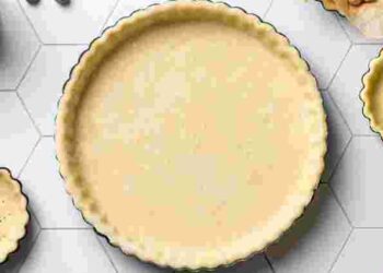 Смак і текстура зміниться кардинально: навіщо ставити пісочне тісто в холодильник