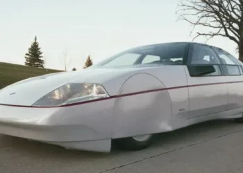 Цей концепт Ford довго вважався втраченим, але раптом з’явився у продажу на Facebook Marketplace