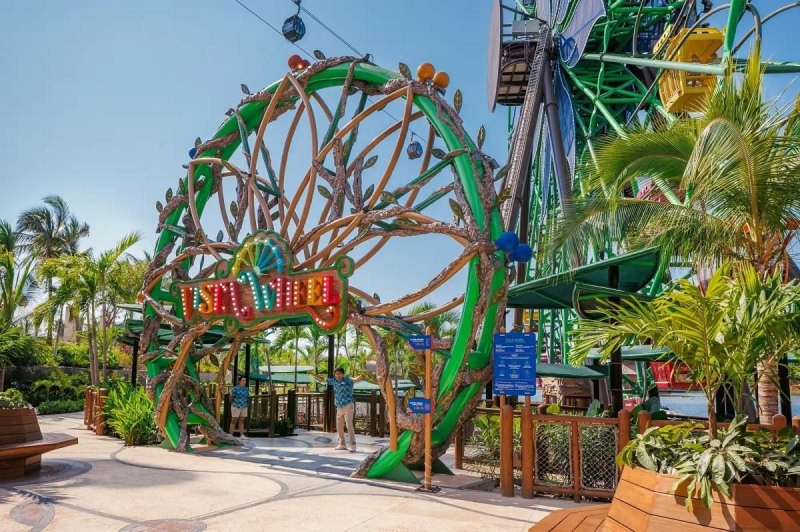 Для туристів будь-якого віку: у Мексиці відкриється перший у світі "люксовий тематичний парк" (фото)