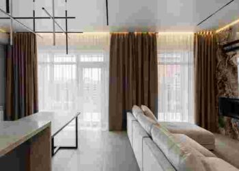 Позбуваємося зайвого і штучного: яке оформлення вікон вийде з моди у 2026 році