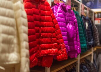 Гід по наповнювачам для пуховиків: як обрати найтепліший