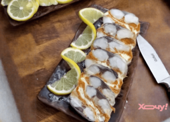 Как приготовить рулет из скумбрии: небанальная закуска очень просто (РЕЦЕПТ)