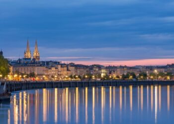 Новий швидкісний потяг з’єднає дві “вічні” столиці Франції