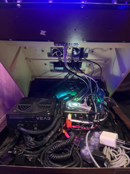 Повноцінний ігровий ПК з Commodore PET 2001? Зроблено