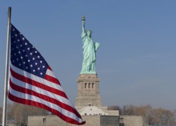 При в’їзді в США тепер перевірятимуть ваші соцмережі: подробиці
