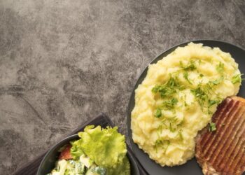 Секрет идеального пюре на поверхности: сколько минут варить картошку