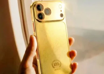 Дайте два! Для iPhone 17 Pro Max випустили чохли з чистого золота