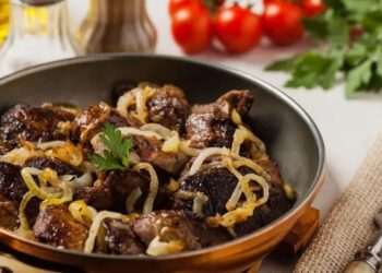 Чтобы печень просто таяла во рту: чем посыпать продукт для идеального результата