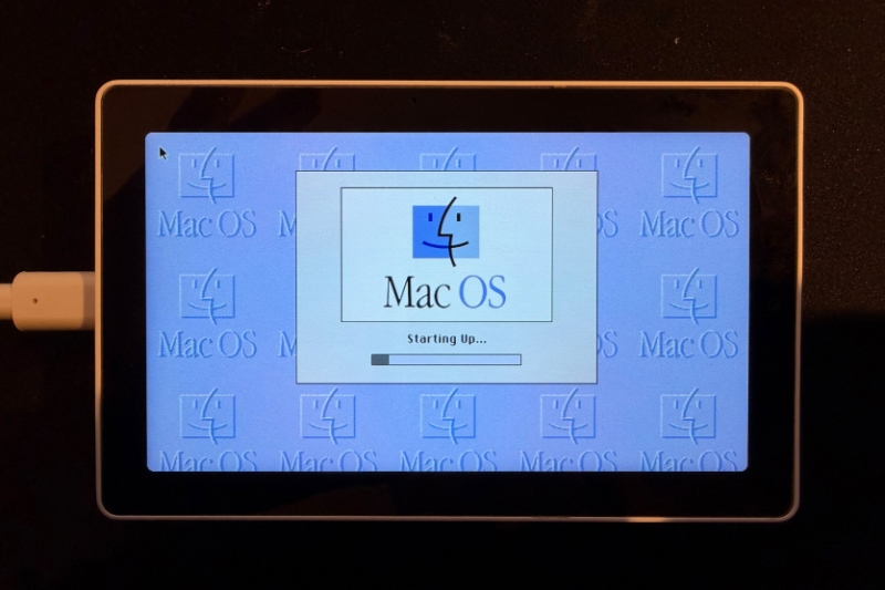 Прогрес наочно: емулятор Apple Macintosh 68K працює на копійчаному чипі інтернету речей