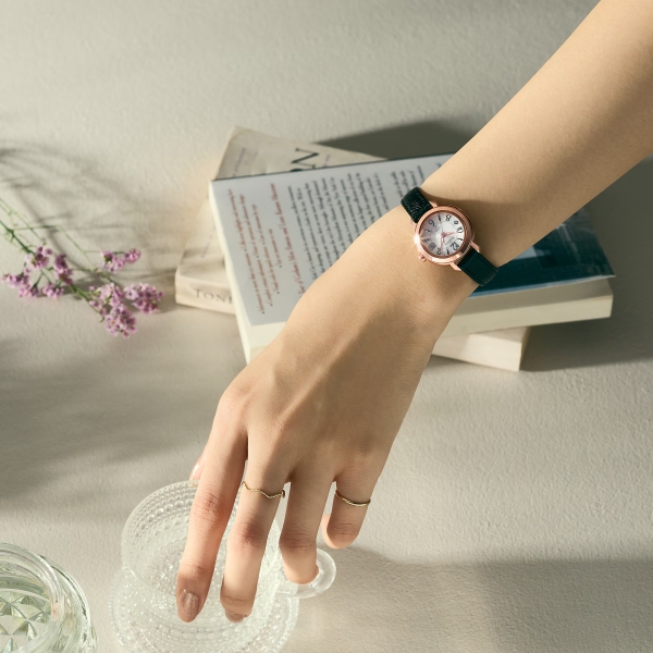 Casio представила нові годинники Sheen із радіокеруванням та технологією Tough Solar