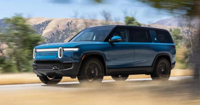Rivian додала Sport Mode до всіх R1