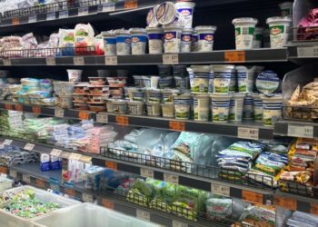 Супермаркети оновили ціни на продукти — що можна купити вдвічі дешевше