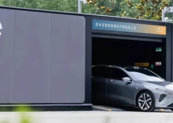 Nio знову встановила рекорд за кількістю замін батарей електромобілів