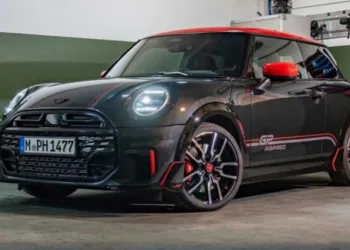 MINI Cooper S і Cooper JCW отримали версію GP Inspired Edition