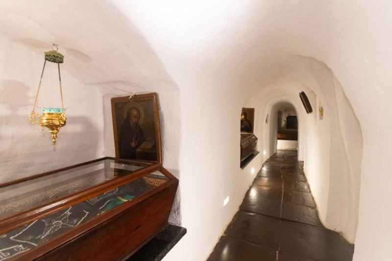 Ближні печери Києво-Печерської лаври тепер відкриті для відвідувачів (фото)